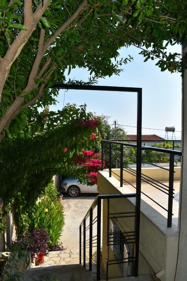 J&B Rooms Dhërmi Exterior foto